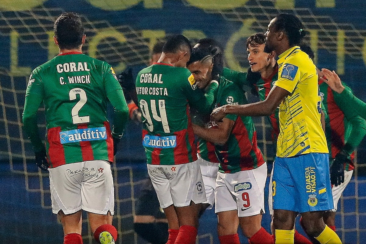 فیلم| خلاصه بازی ماریتیمو و آروکا (دبل علی علیپور) دیشب دوشنبه 25 بهمن 1400 فیلم| خلاصه بازی ماریتیمو و آروکا (دبل علی علیپور) دیشب دوشنبه 25 بهمن 1400 | دیلی فوتبال