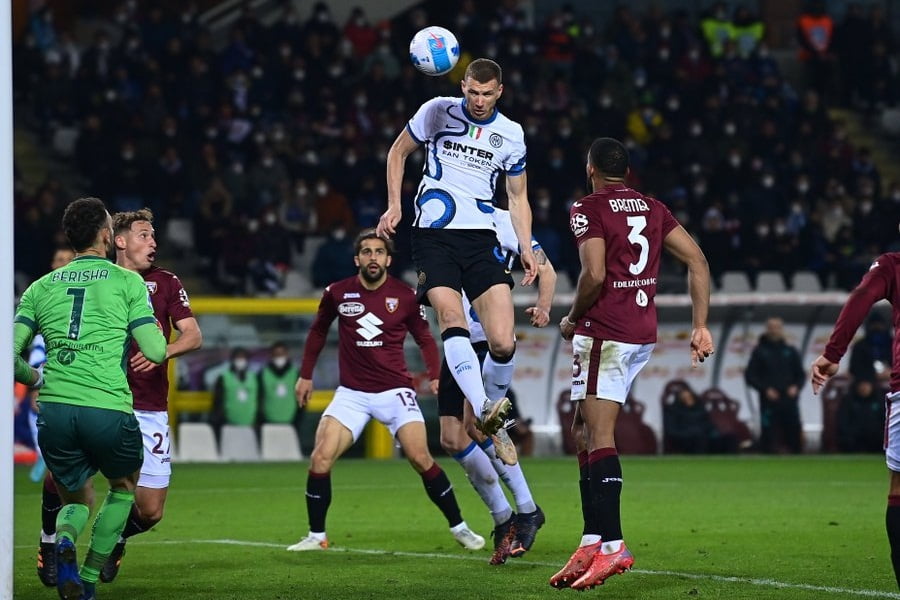 ساعت بازی اینتر و تورینو امشب شنبه 14 مهر 1403 | دیلی فوتبال