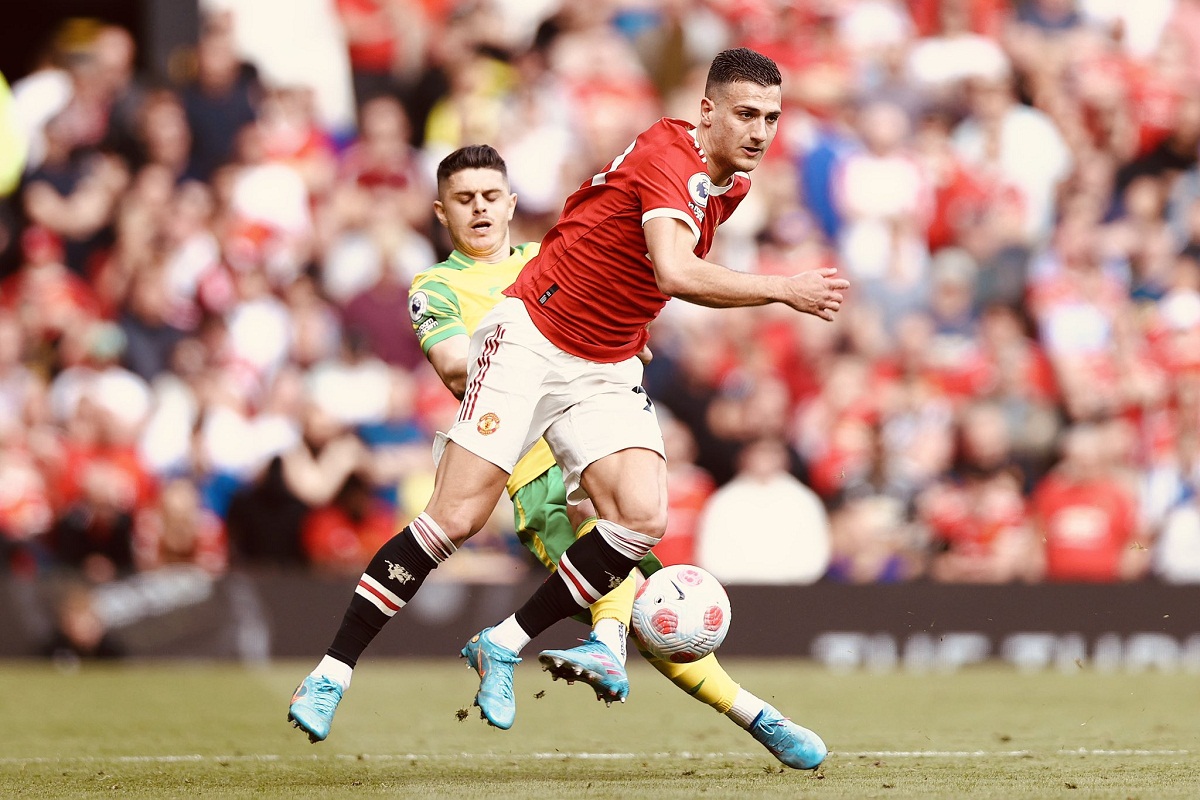 نتیجه بازی منچستریونایتد و نوریچ سیتی| پیروزی منچستر یونایتد با درخشش و هتریک رونالدو نتیجه بازی منچستریونایتد و نوریچ سیتی| پیروزی منچستر یونایتد با درخشش و هتریک رونالدو | دیلی فوتبال