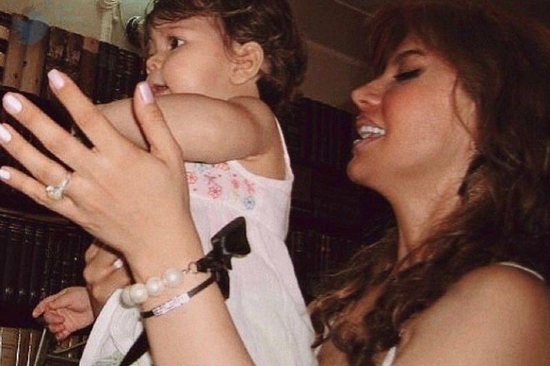 رونمایی دنیز دختر علی دایی از عکس همسر اول اسطوره فوتبال ایران رونمایی دنیز دختر علی دایی از عکس همسر اول اسطوره فوتبال ایران | دیلی فوتبال