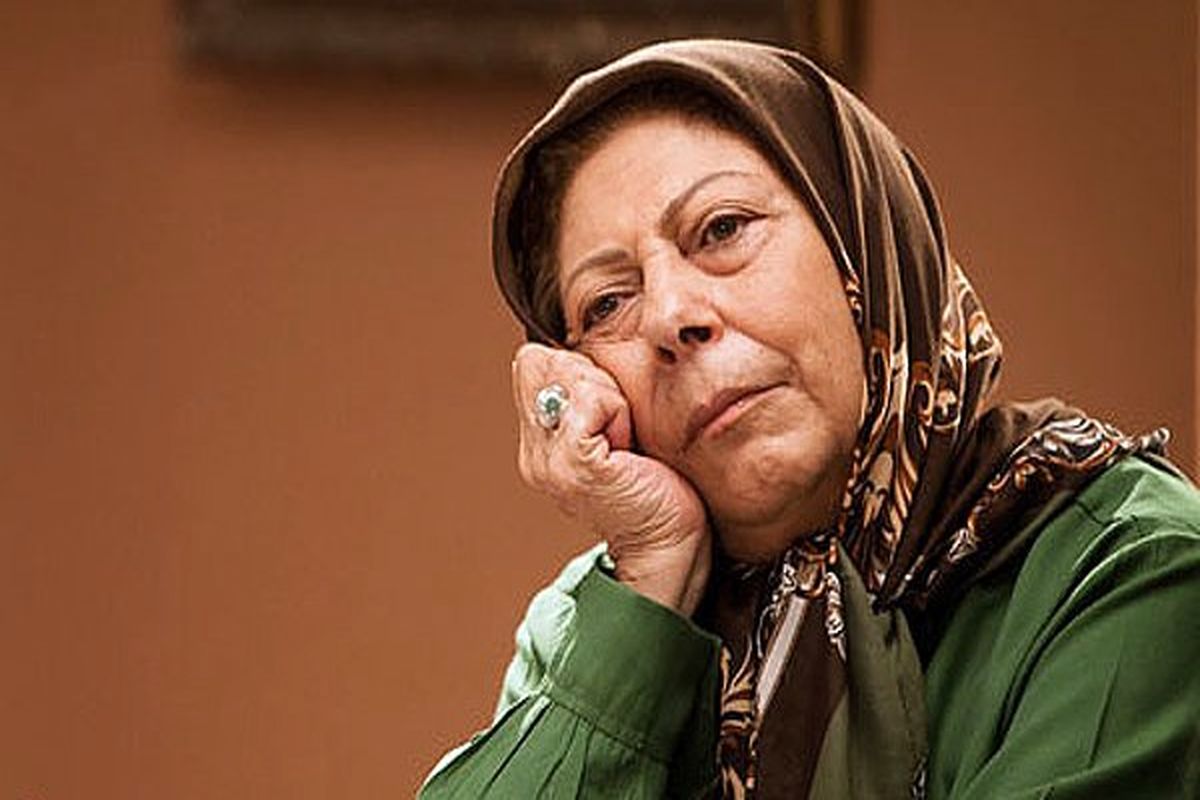 عکس| کشف حجاب ثریا قاسمی در 82 سالگی به بهانه مرگ مهسا امینی؛ واکنش متفاوت بازیگران زن ایرانی | دیلی فوتبال