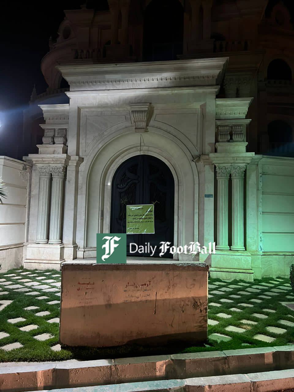 عکس| پلمب ویلای لاکچری علی کریمی در لواسان؛ اولین ترکش لیدری اغتشاشات 1401 پس از مرگ مهسا امینی عکس| پلمب ویلای لاکچری علی کریمی در لواسان؛ اولین ترکش لیدری اغتشاشات 1401 پس از مرگ مهسا امینی | دیلی فوتبال