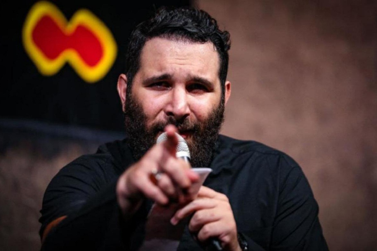 فیلم| رجزخوانی محمدحسین حدادیان علیه علی کریمی و اغتشاشات پس از مرگ مهسا امینی فیلم| رجزخوانی محمدحسین حدادیان علیه علی کریمی و اغتشاشات پس از مرگ مهسا امینی | دیلی فوتبال