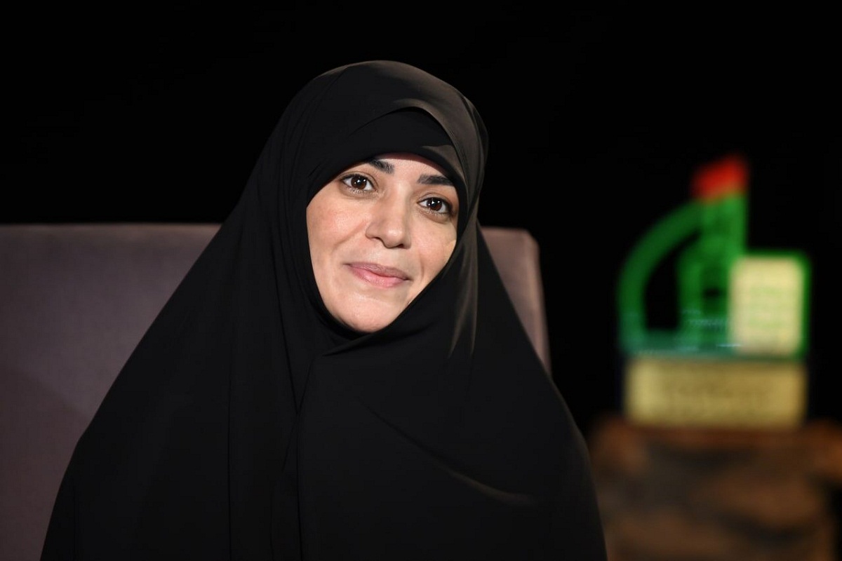 عکس| الهام چرخنده در بیت رهبری عکس| الهام چرخنده در بیت رهبری | دیلی فوتبال