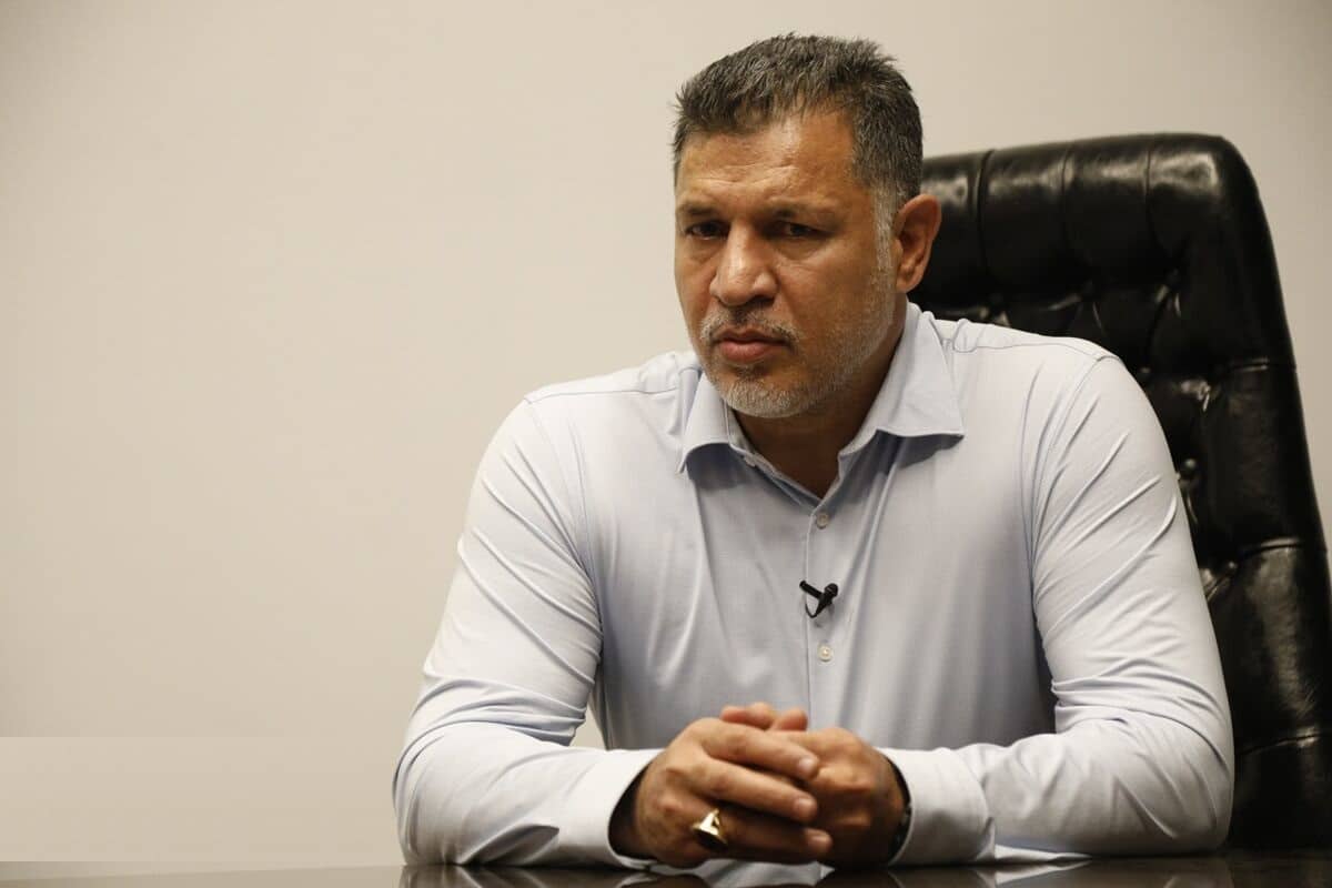 توقیف و مصادره تمامی اموال علی دایی در ایران توقیف و مصادره تمامی اموال علی دایی در ایران | دیلی فوتبال