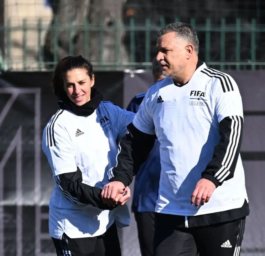 عکس| رسوایی اخلاقی علی دایی در پاریس؛ دست در دست زن آمریکایی عکس| رسوایی اخلاقی علی دایی در پاریس؛ دست در دست زن آمریکایی | دیلی فوتبال