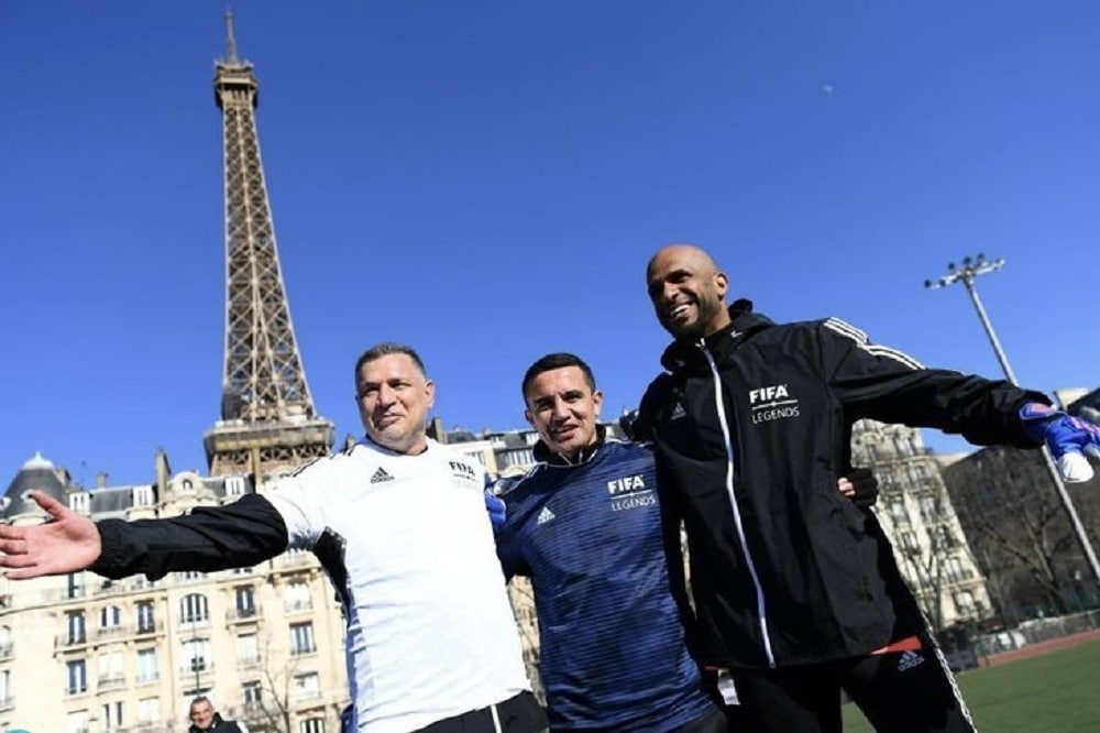 عکس| رسوایی اخلاقی علی دایی در پاریس؛ دست در دست زن آمریکایی عکس| رسوایی اخلاقی علی دایی در پاریس؛ دست در دست زن آمریکایی | دیلی فوتبال