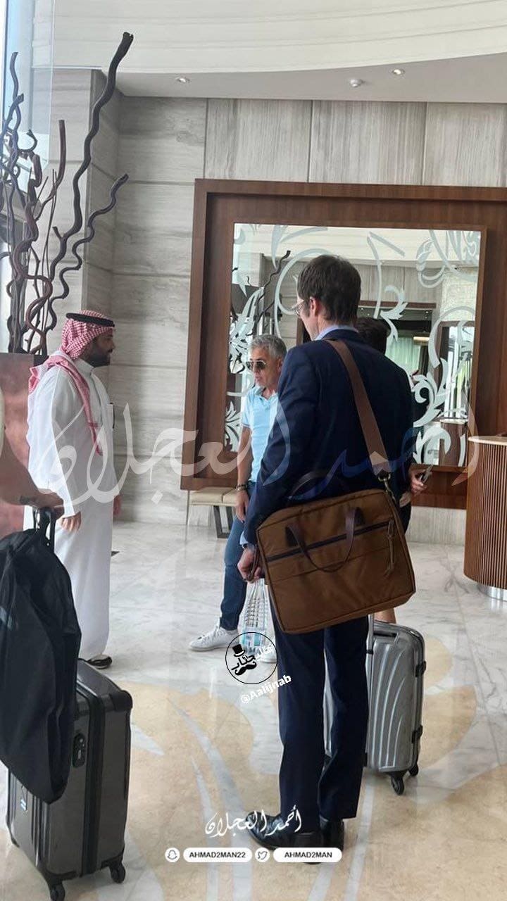 عکس| پدر مسی در عربستان؛ الهلال پیشنهاد نجومی را قبول می کند؟ عکس| پدر مسی در عربستان؛ الهلال پیشنهاد نجومی را قبول می کند؟ | دیلی فوتبال