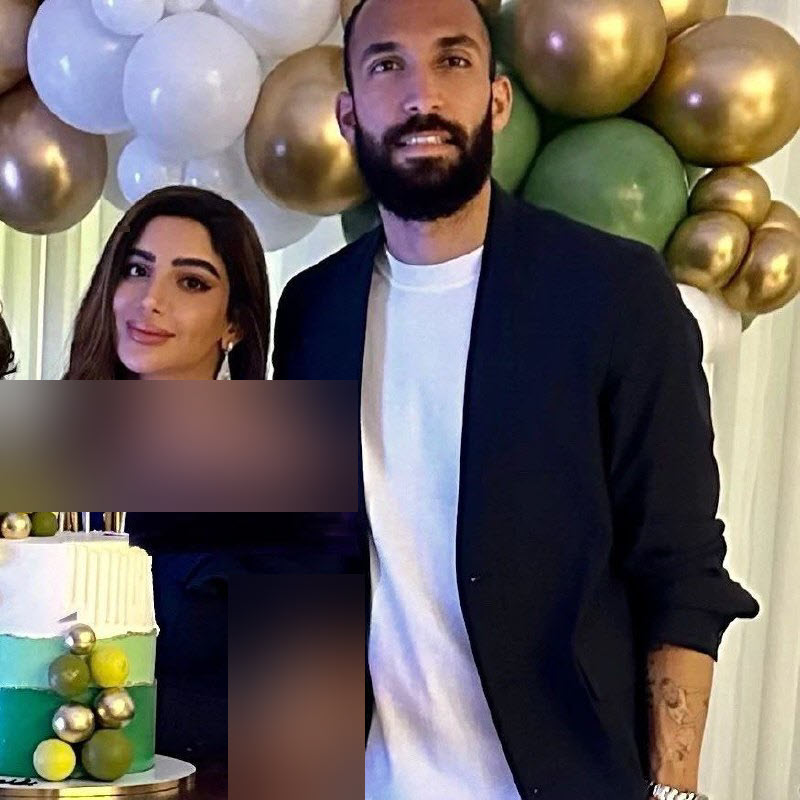 عکس| روزبه چشمی و همسرش در جشن تولد لاکچری؛ حجاب همسر بازیکن استقلال حاشیه ساز شد عکس| روزبه چشمی و همسرش در جشن تولد لاکچری؛ حجاب همسر بازیکن استقلال حاشیه ساز شد | دیلی فوتبال