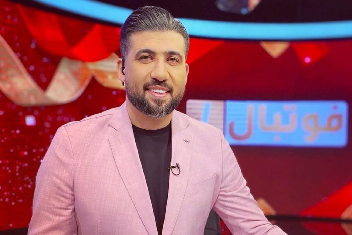 عکس| واکنش مجری ممنوع التصویر به نماز خواندن علیرضا دبیر در جلسه با وزیر ورزش عکس| واکنش مجری ممنوع التصویر به نماز خواندن علیرضا دبیر در جلسه با وزیر ورزش | دیلی فوتبال