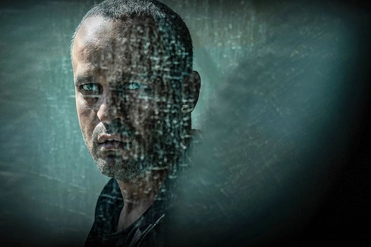 فیلم| پشت صحنه دیده نشده از سکانس جنجالی بازیگر نقش منصور در سریال پوست شیر | دیلی فوتبال