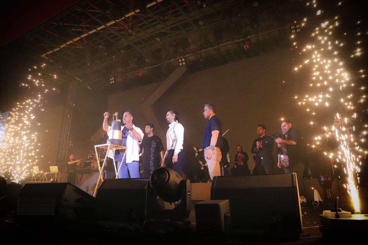 فیلم| تنش در کنسرت مجید رضوی؛ بی حجاب های هنجارشکن درگیر شدند فیلم| تنش در کنسرت مجید رضوی؛ بی حجاب های هنجارشکن درگیر شدند | دیلی فوتبال