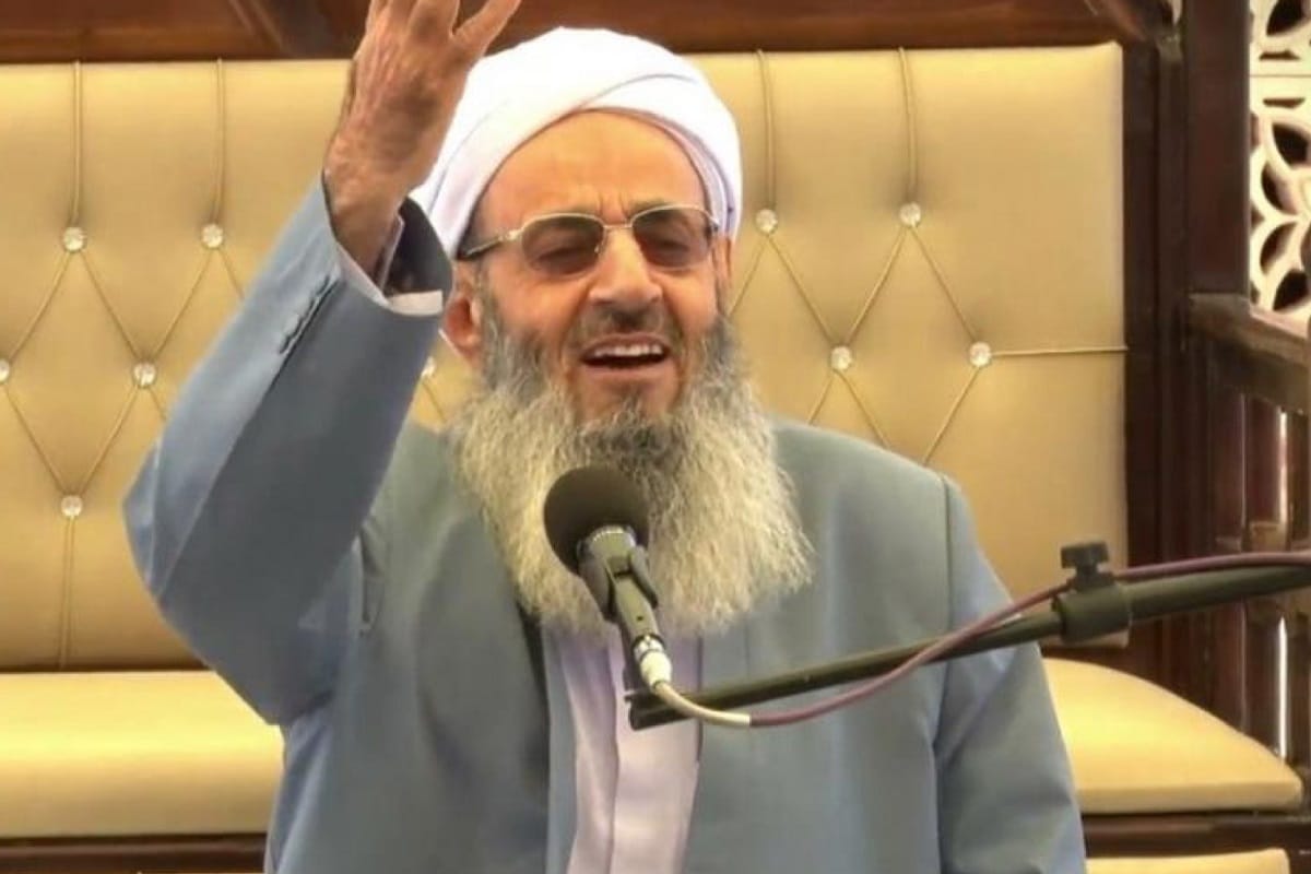 عکس| فتوای باورنکردنی مولوی عبدالحمید درباره قاچاق بنزین به خارج از کشور عکس| فتوای باورنکردنی مولوی عبدالحمید درباره قاچاق بنزین به خارج از کشور | دیلی فوتبال