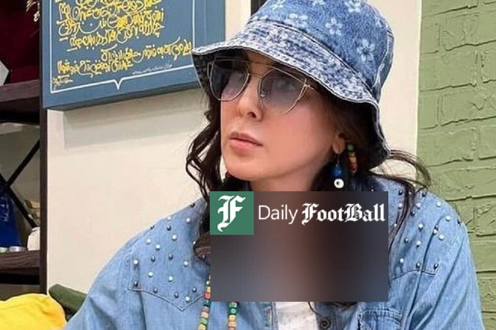 عکس| پوشش متفاوت لیلا بلوکات در شهر کتاب | دیلی فوتبال