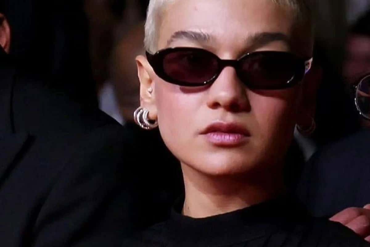 عکس| در آغوش مردان غریبه؛ کشف حجاب و هنجارشکنی صدف عسگری بازیگر فیلم آیه های زمینی در جشنواره کن عکس| در آغوش مردان غریبه؛ کشف حجاب و هنجارشکنی صدف عسگری بازیگر فیلم آیه های زمینی در جشنواره کن | دیلی فوتبال