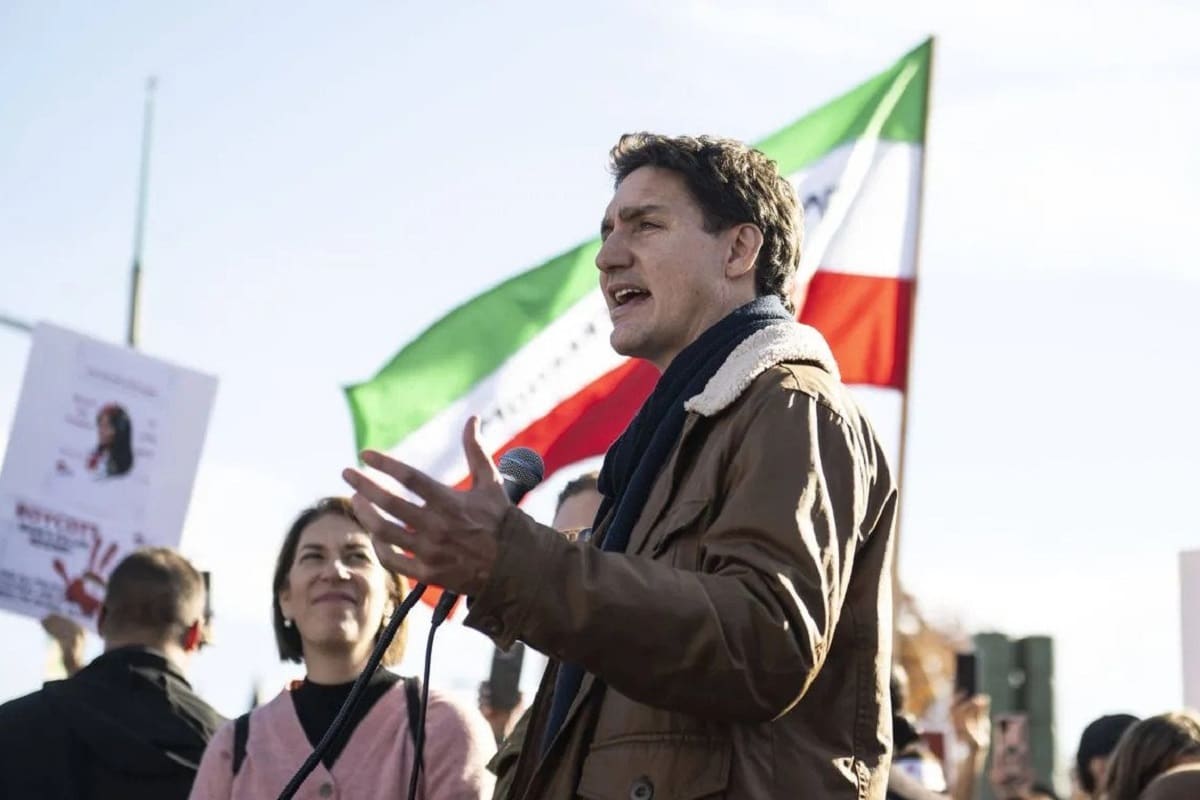 فیلم| منتظر نباشید کسی که به ملت خودش رحم نمیکنه بیاد ایران شما رو آباد کنه! | دیلی فوتبال