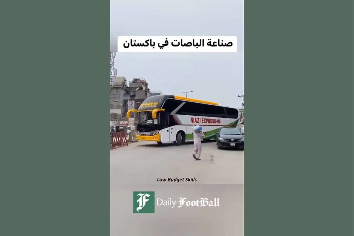 فیلم| ویدیوی عجیب از ساخت اتوبوس در پاکستان فیلم| ویدیوی عجیب از ساخت اتوبوس در پاکستان | دیلی فوتبال