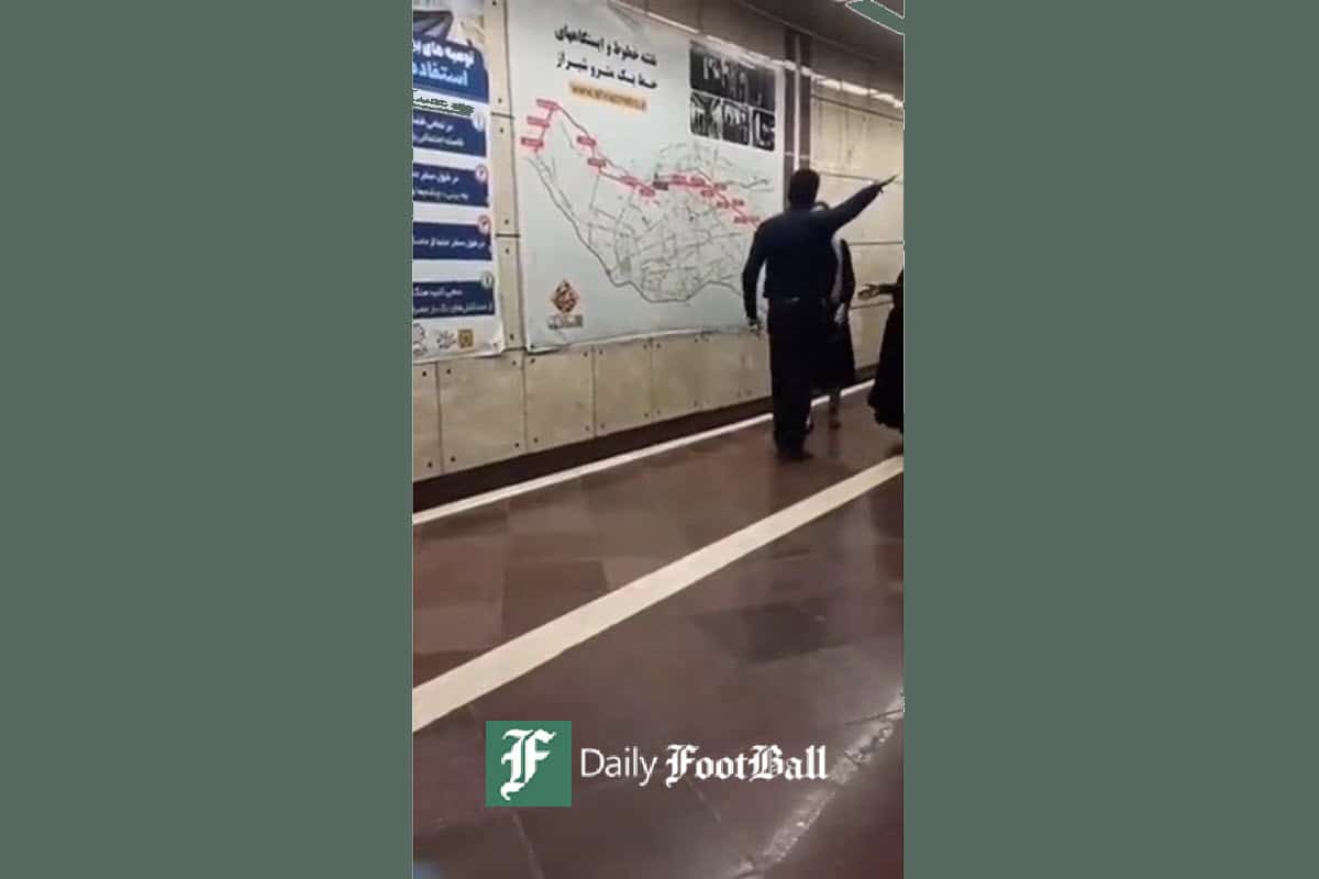 فیلم| ممانعت از ورود دختر بی حجاب به مترو | دیلی فوتبال