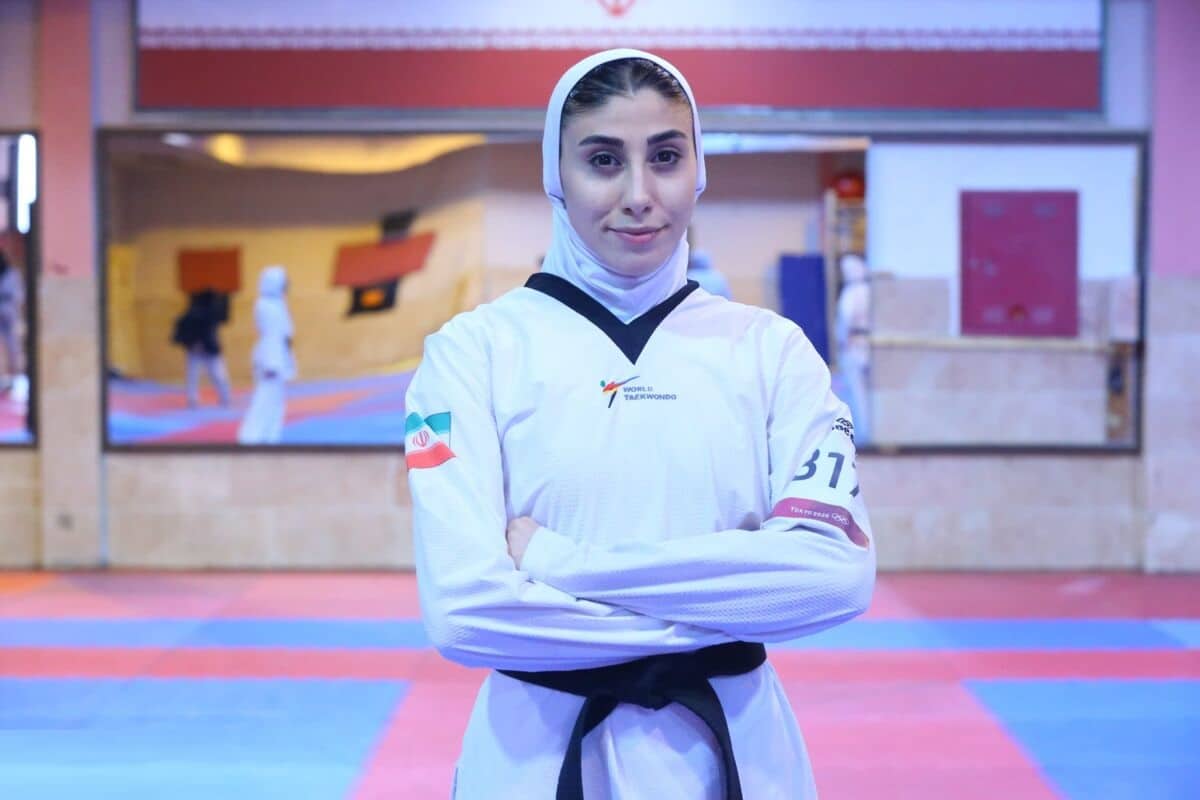 عکس| کنایه عجیب ناهید کیانی به استانداری تهران عکس| کنایه عجیب ناهید کیانی به استانداری تهران | دیلی فوتبال