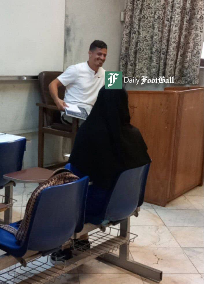 عکس| تصویری از وریا غفوری در جایی که باورتان نمی شود | دیلی فوتبال