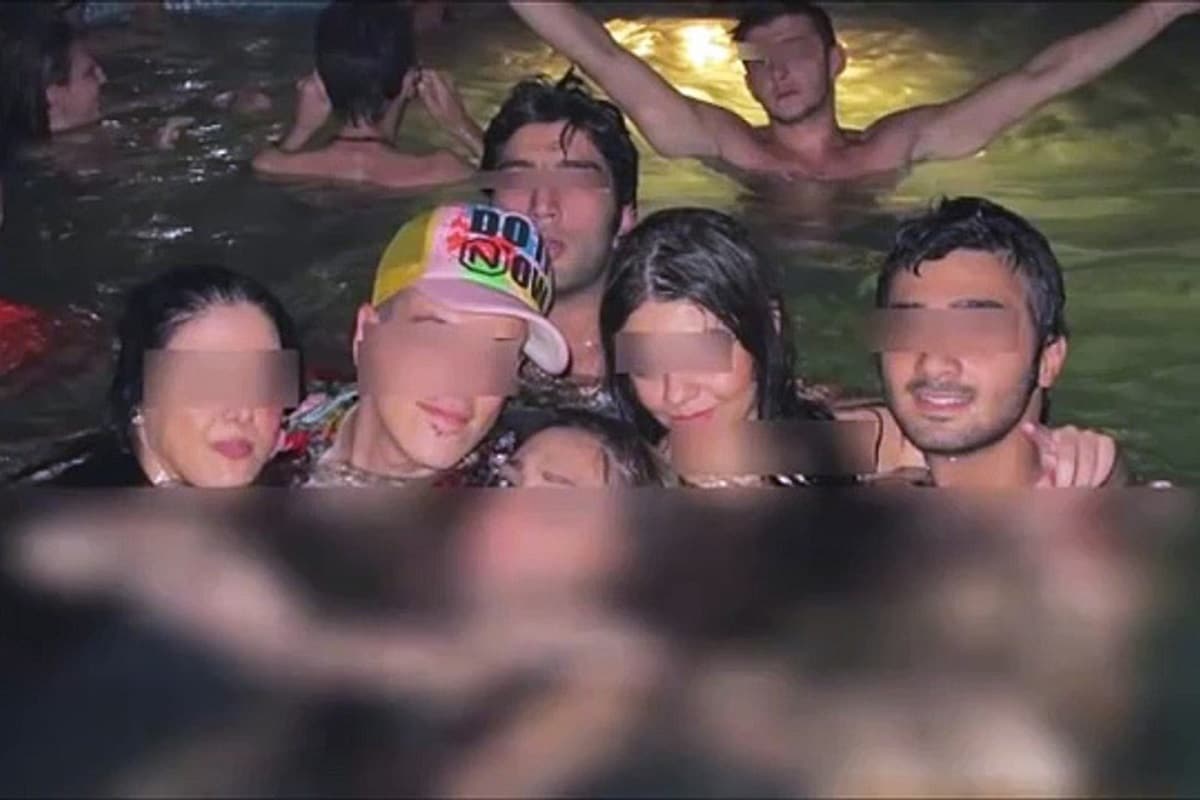 فیلم| سخنرانی طوفانی شهید بهشتی درباره حجاب و آزادی؛ استخرهای مختلط چیز خوبیه اگه کسی دینداره نره | دیلی فوتبال