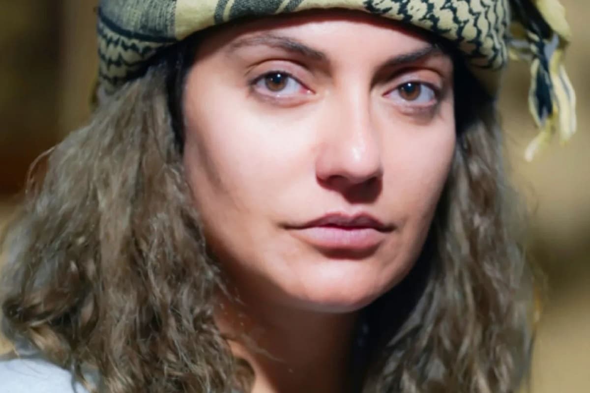 عکس| حمایت وقیحانه مهناز افشار از فرقه بهائیت عکس| حمایت وقیحانه مهناز افشار از فرقه بهائیت | دیلی فوتبال