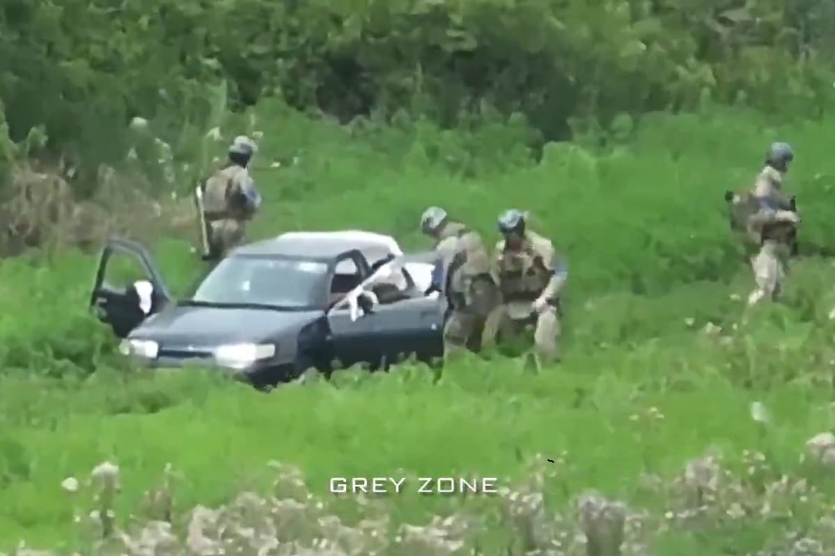 فیلم| تصاویر پهپاد روسی از جنایت و کودک کشی نیروهای ارتش اوکراین | دیلی فوتبال