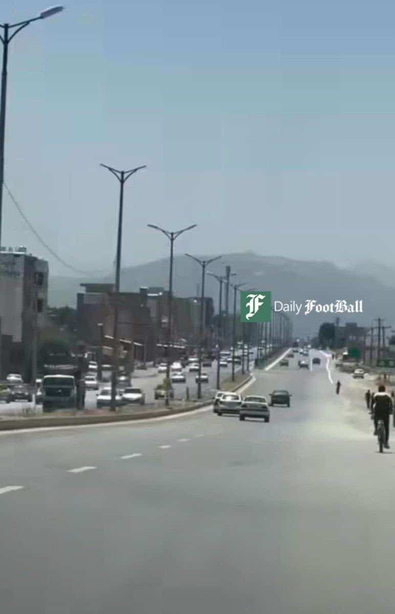 عکس| اقدام عجیب شهرداری برای ورود رئیسی به یاسوج | دیلی فوتبال