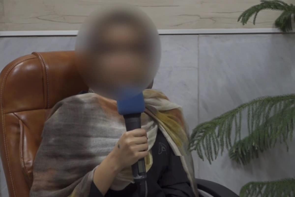 فیلم| ابراز ندامت زن هتاک به امام حسین (ع) در کرج | دیلی فوتبال