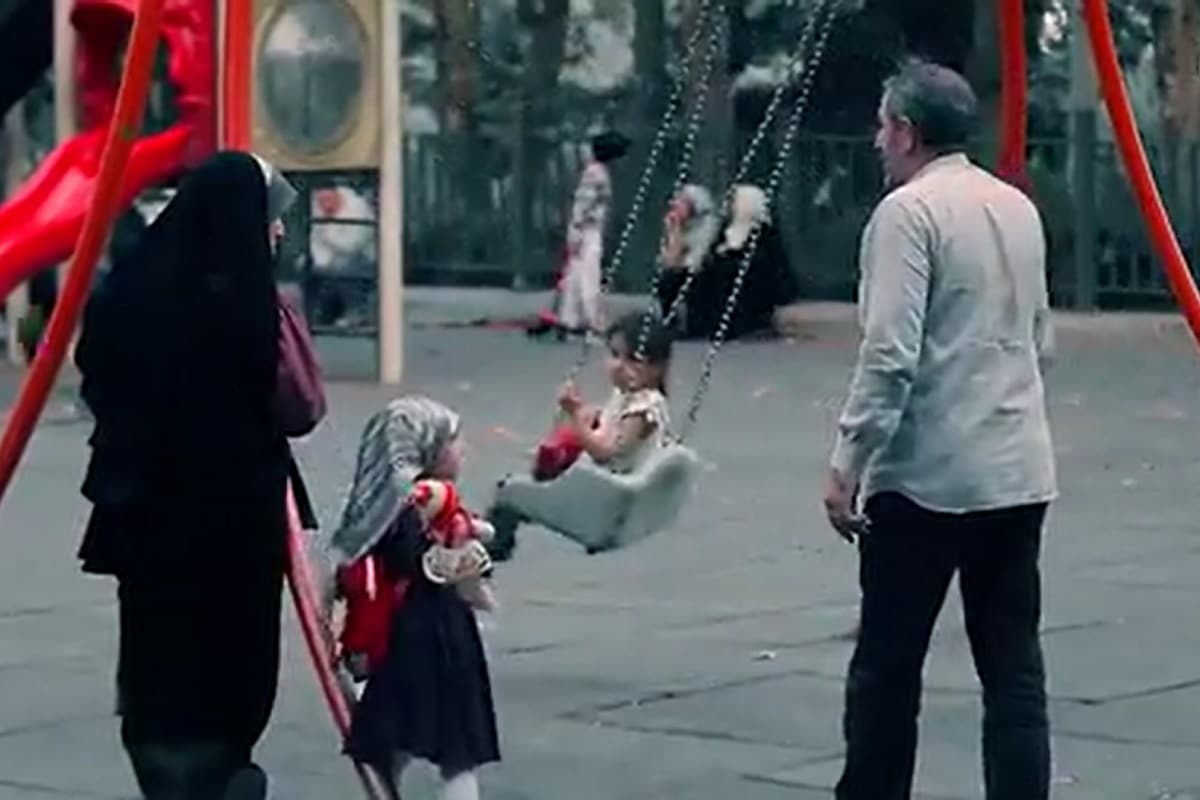 فیلم| بابای من میشی؟ | دیلی فوتبال