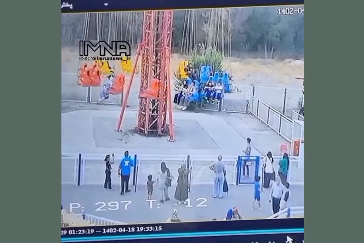 فیلم| لحظه سقوط وحشتناک تاب گردان شهربازی ناژوان اصفهان فیلم| لحظه سقوط وحشتناک تاب گردان شهربازی ناژوان اصفهان | دیلی فوتبال