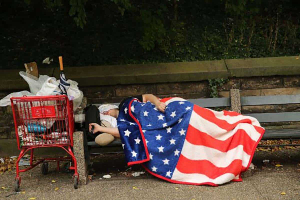 فیلم| وضعیت نابسامان بی خانمان های آمریکا فیلم| وضعیت نابسامان بی خانمان های آمریکا | دیلی فوتبال