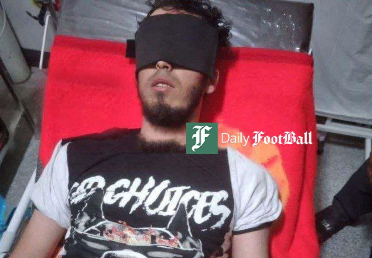 عکس| اولین تصویر از تروریست دستگیر شده در حرم شاهچراغ (ع) عکس| اولین تصویر از تروریست دستگیر شده در حرم شاهچراغ (ع) | دیلی فوتبال