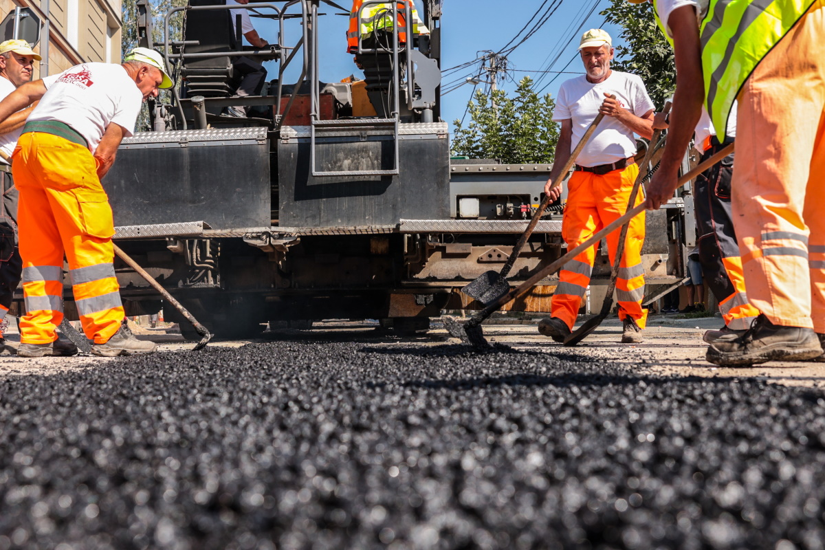 فیلم| رونمایی شهرداری تبریز از پیشرفته ترین روش آسفالت ریزی! فیلم| رونمایی شهرداری تبریز از پیشرفته ترین روش آسفالت ریزی! | دیلی فوتبال