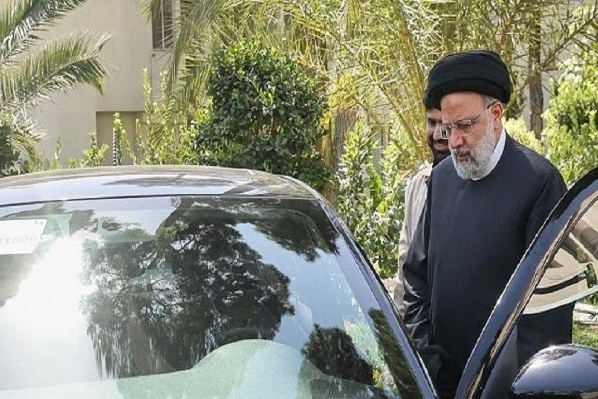 فیلم| رئیسی بالاخره پشت فرمون نشست! | دیلی فوتبال