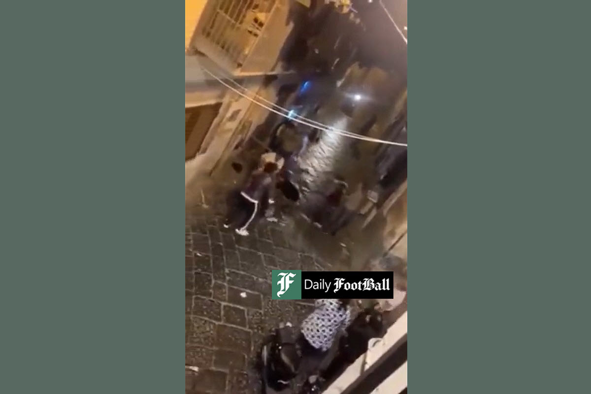 فیلم| کتک زدن مهاجر افغانی به علت دزدی از خانه مردم | دیلی فوتبال