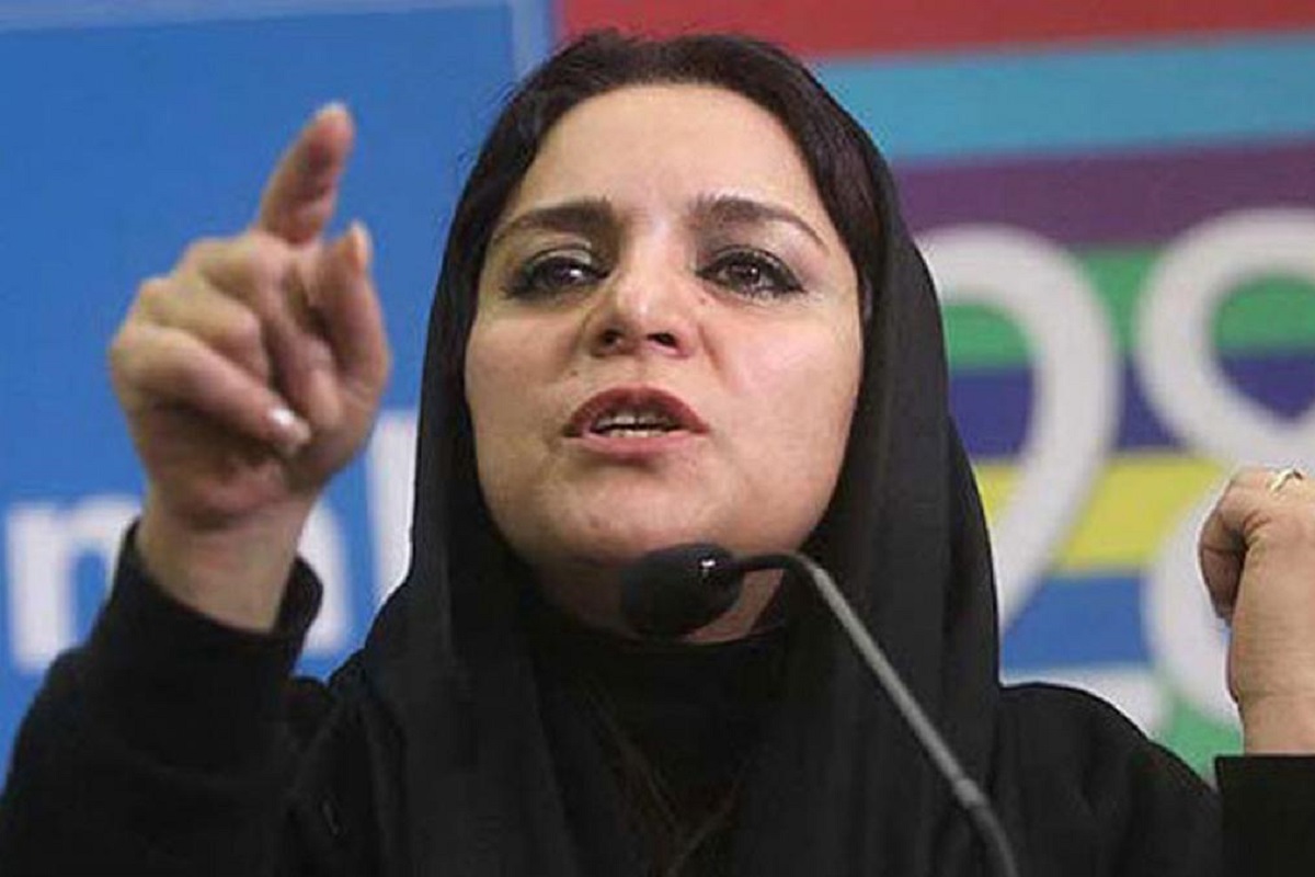 عکس| حمله تند تهمینه میلانی به آمنه سادات ذبیح پور عکس| حمله تند تهمینه میلانی به آمنه سادات ذبیح پور | دیلی فوتبال