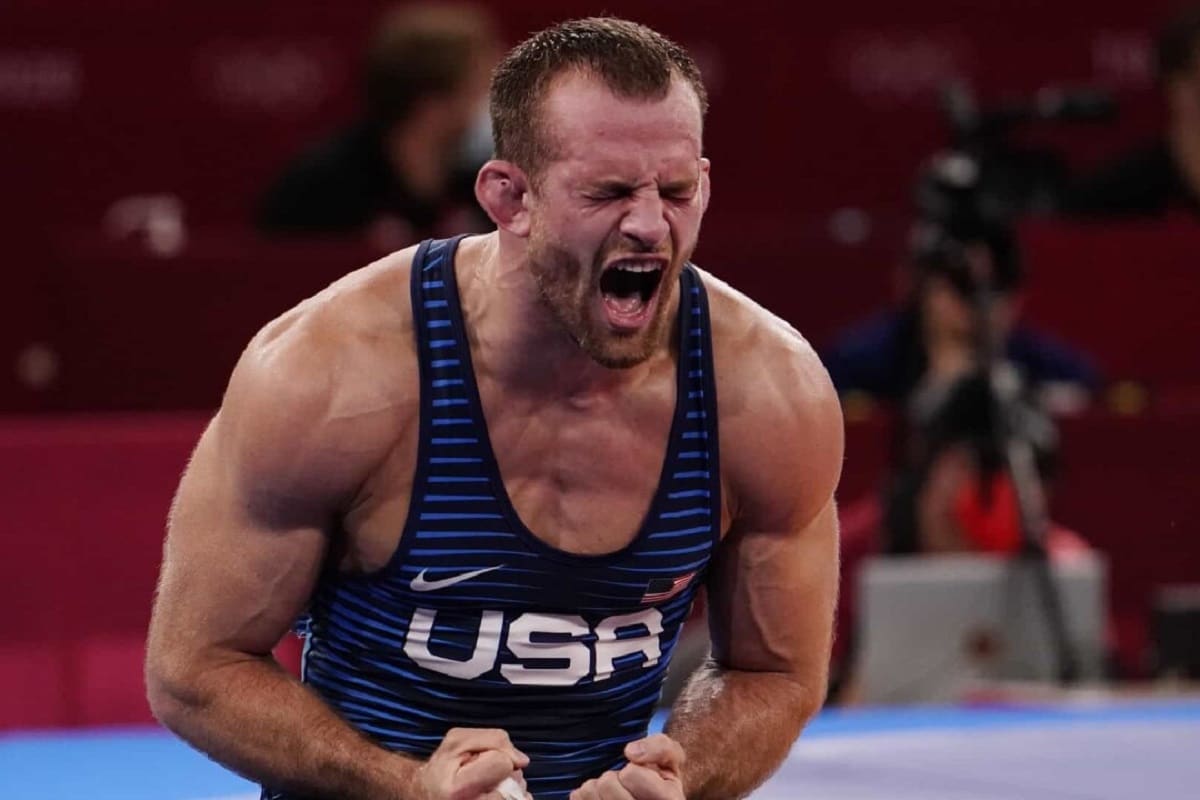 فیلم| بازگشت طوفانی دیوید تیلور به تشک کشتی | دیلی فوتبال