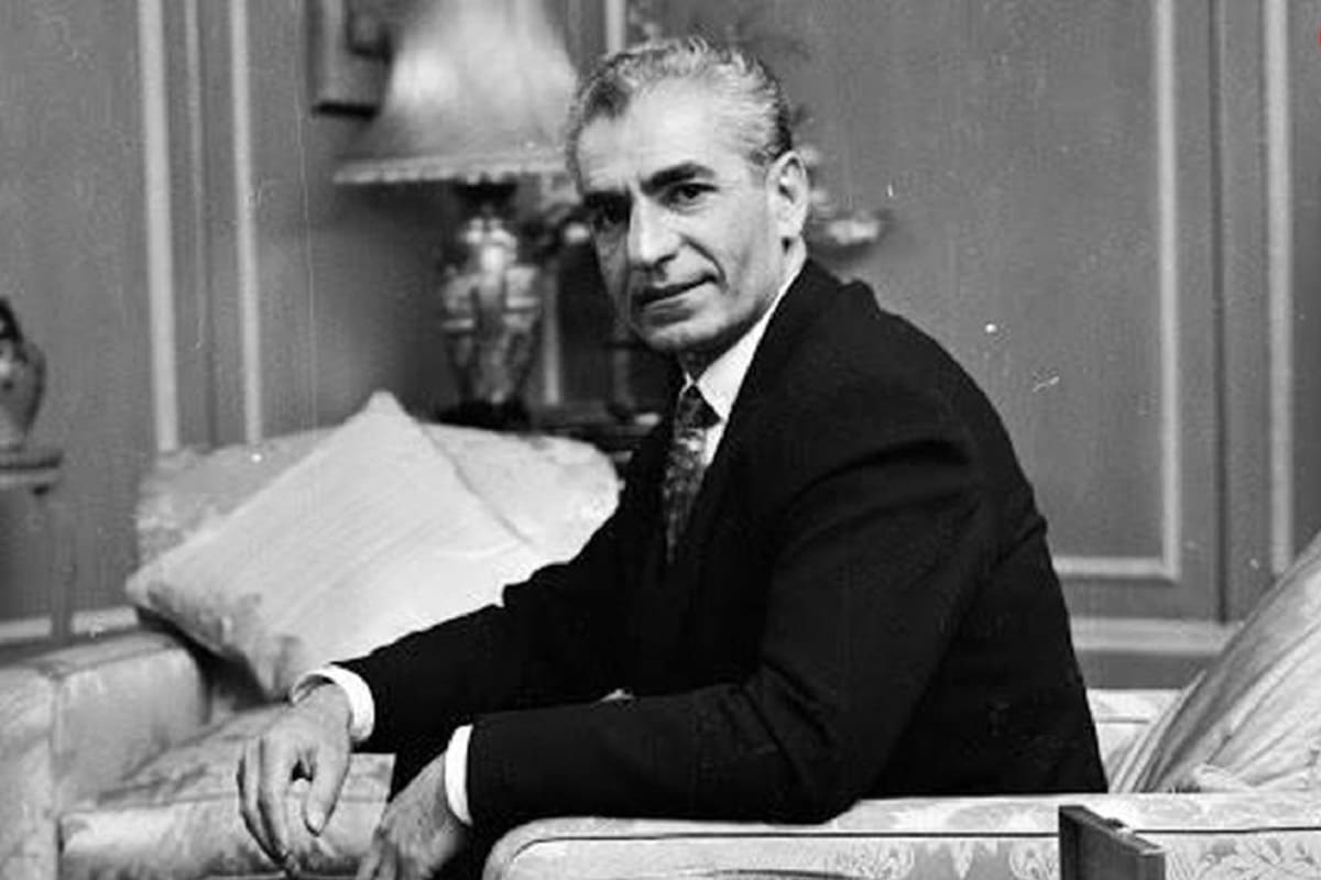 عکس| محمدرضا پهلوی: هرکی دوست نداره جمع کنه از ایران بره! | دیلی فوتبال