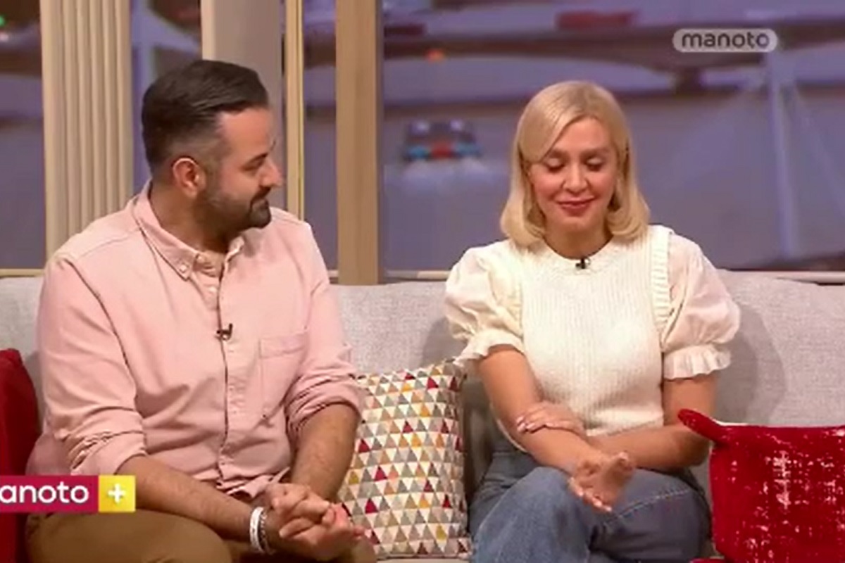 فیلم| بغض مجریان من و تو به خاطر تعطیل شدن این شبکه در آنتن زنده فیلم| بغض مجریان من و تو به خاطر تعطیل شدن این شبکه در آنتن زنده | دیلی فوتبال