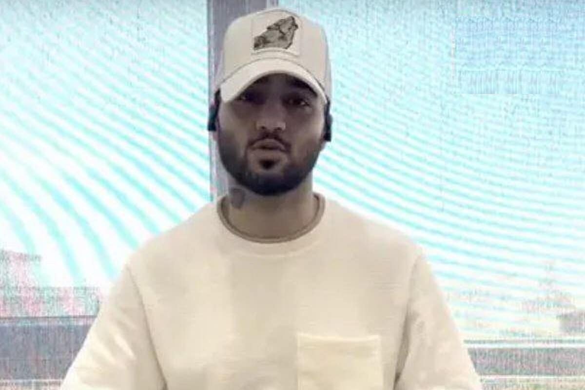 فیلم| مقایسه رونالدو و توماج صالحی توسط مجری شبکه من و تو فیلم| مقایسه رونالدو و توماج صالحی توسط مجری شبکه من و تو | دیلی فوتبال