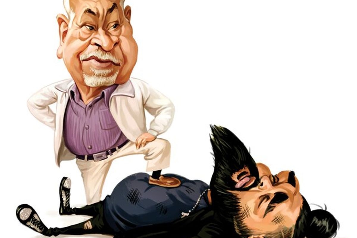 عکس| ضربه فنی ساسی مانکن توسط صادق بوقی | دیلی فوتبال