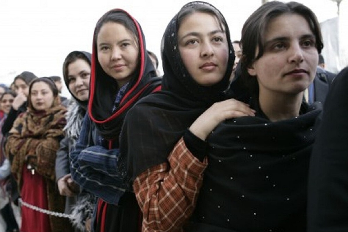 عکس| هشدار طالبان به آرایشگاه های زنانه در افغانستان عکس| هشدار طالبان به آرایشگاه های زنانه در افغانستان | دیلی فوتبال