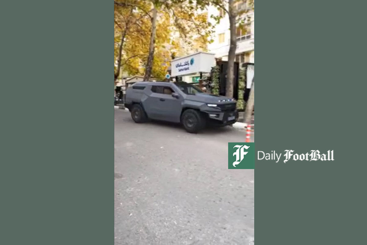 فیلم| ماشین 50 میلیاردی در خیابان فرشته تهران فیلم| ماشین 50 میلیاردی در خیابان فرشته تهران | دیلی فوتبال