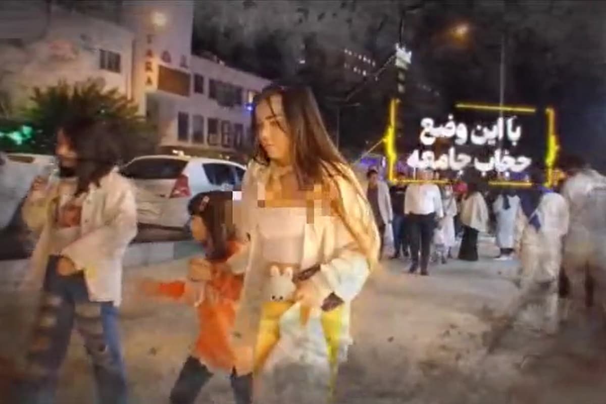 فیلم| محیط بان خوبه، حجاب بان بد؟ فیلم| محیط بان خوبه، حجاب بان بد؟ | دیلی فوتبال