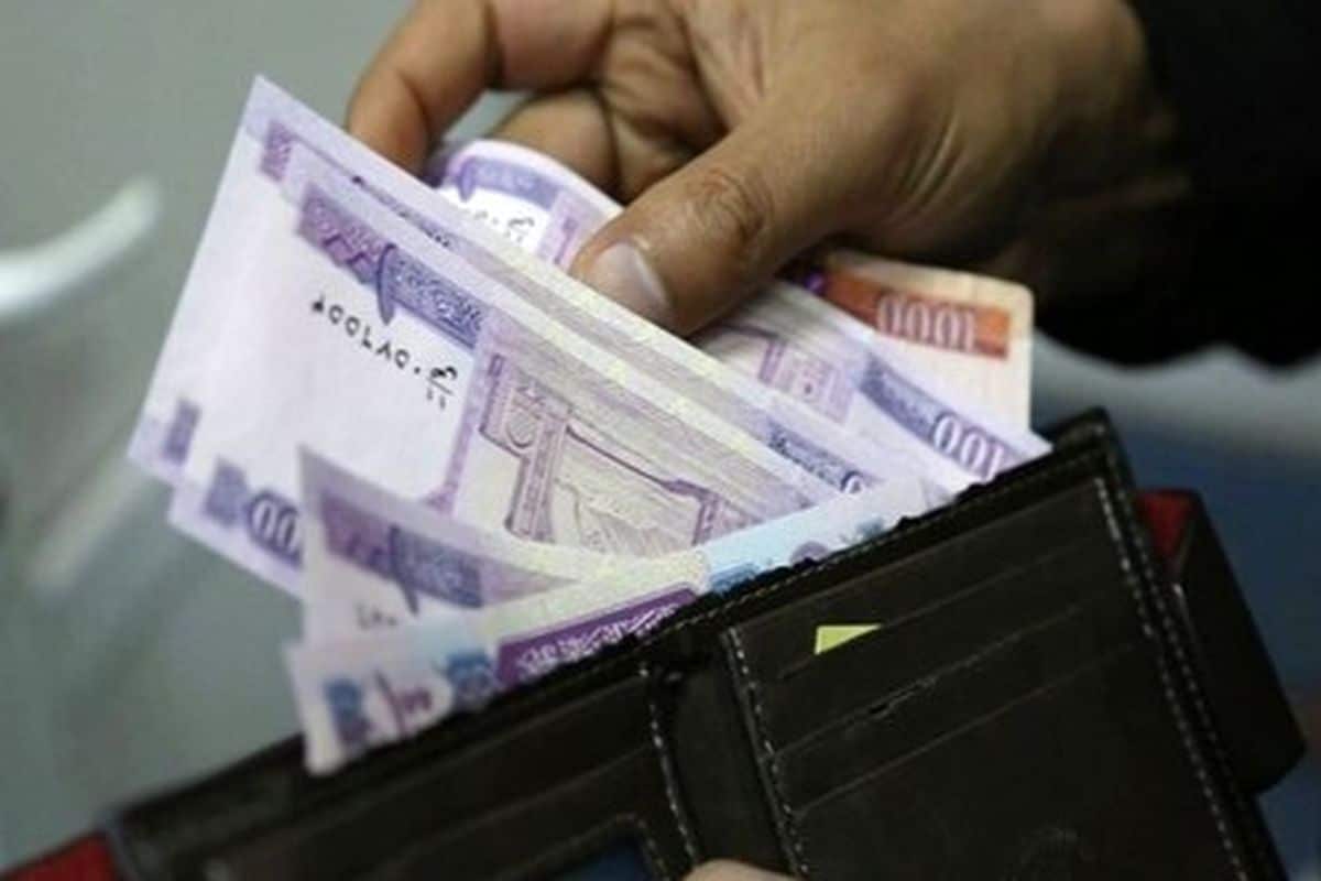 عکس| مبلغ عیدی کارمندان در سال 1403 چقدر است؟ | دیلی فوتبال