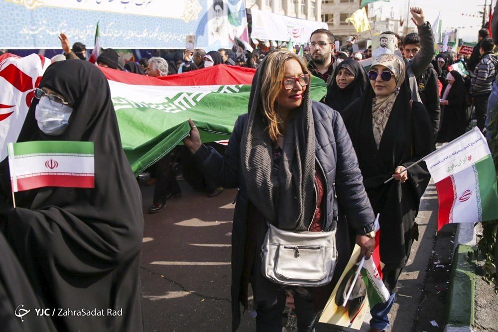 عکس| کم حجاب ها در راهپیمایی 22 بهمن