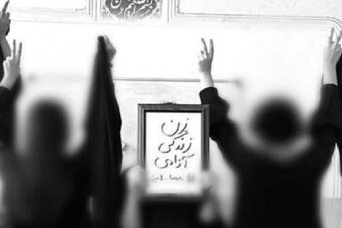 فیلم| کشف حجاب و هنجارشکنی بله؛ جشن تکلیف خیر! فیلم| کشف حجاب و هنجارشکنی بله؛ جشن تکلیف خیر! | دیلی فوتبال