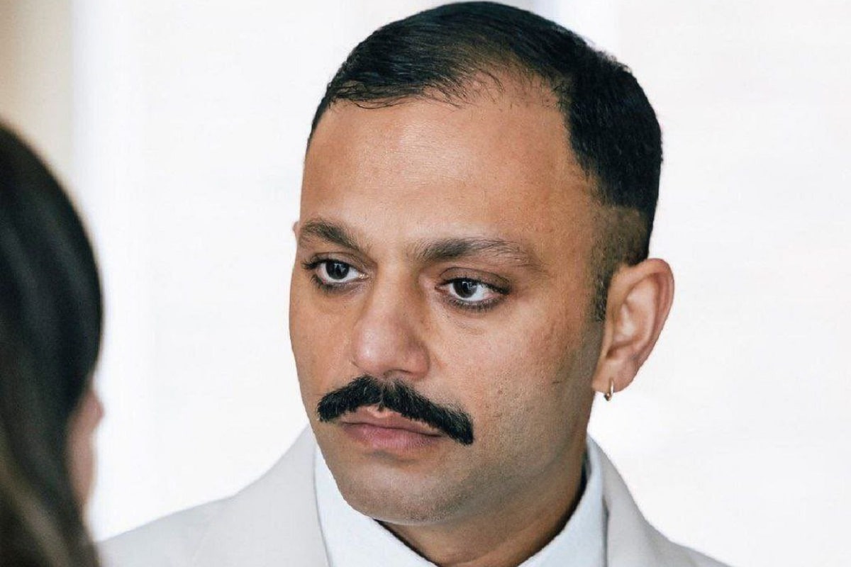 عکس| واکنش به هنجارشکنی صابر ابر با گوشواره زنانه عکس| واکنش به هنجارشکنی صابر ابر با گوشواره زنانه | دیلی فوتبال