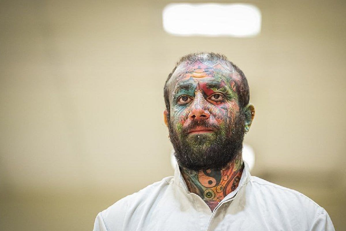 عکس| تغییر چهره عجیب امیر تتلو در دادگاه | دیلی فوتبال